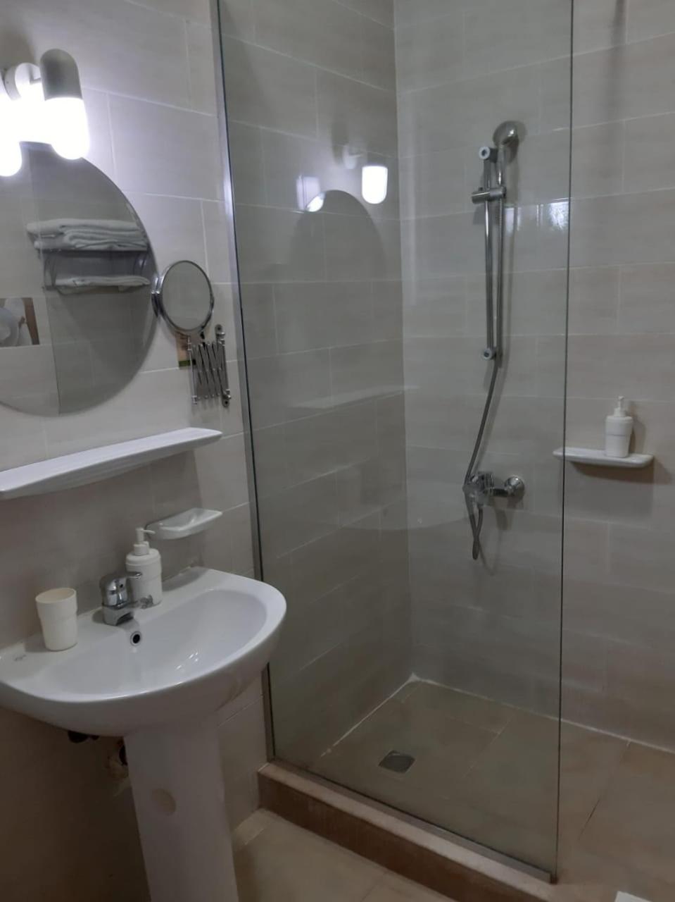 Lilly City Center Hostel (Adults Only) Hurghada Chambre photo